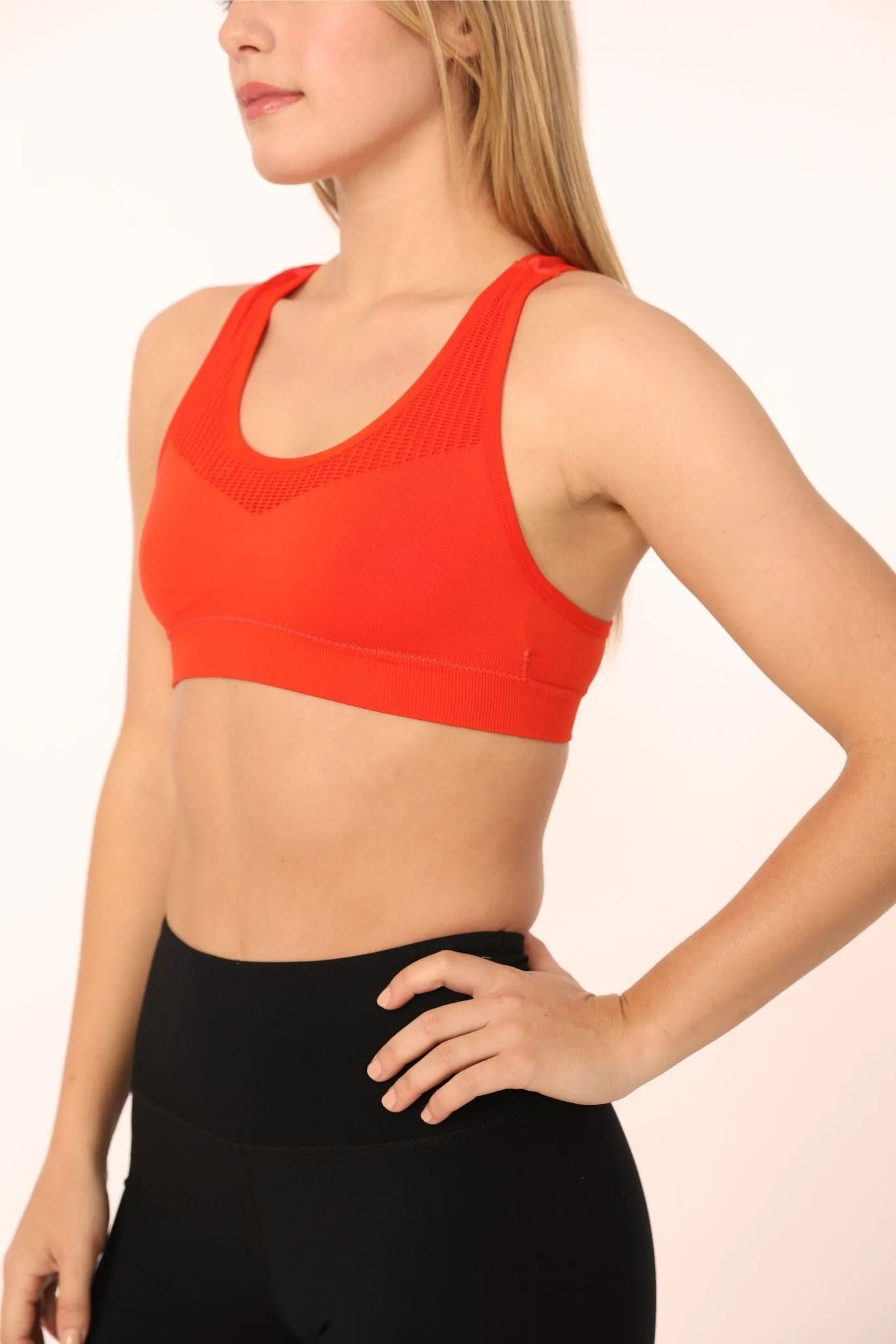 ALAMAE Women's Aries Soft Sports Bra