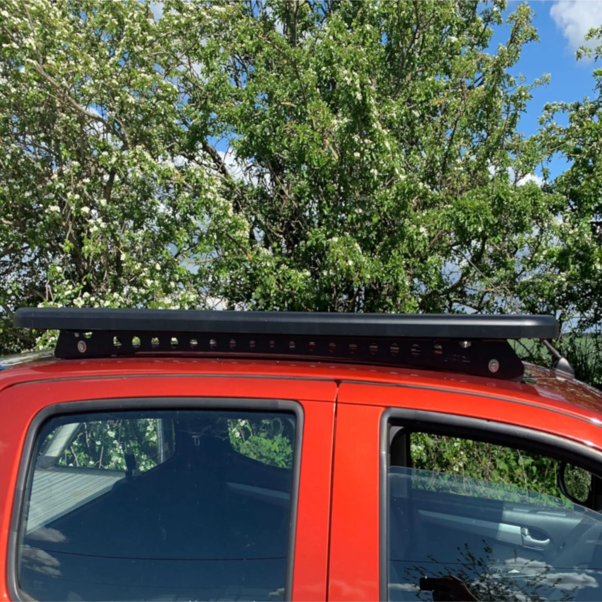 AluMod Low Profile 135cm x 125cm Roof Rack Isuzu D-Max 2012-2020