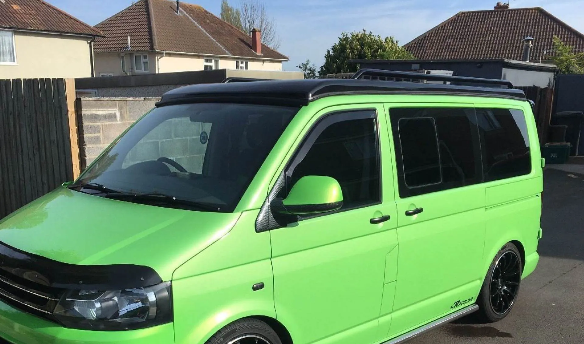 Black OE Style Steel Roof Rails for the Volkswagen Transporter T5 LWB