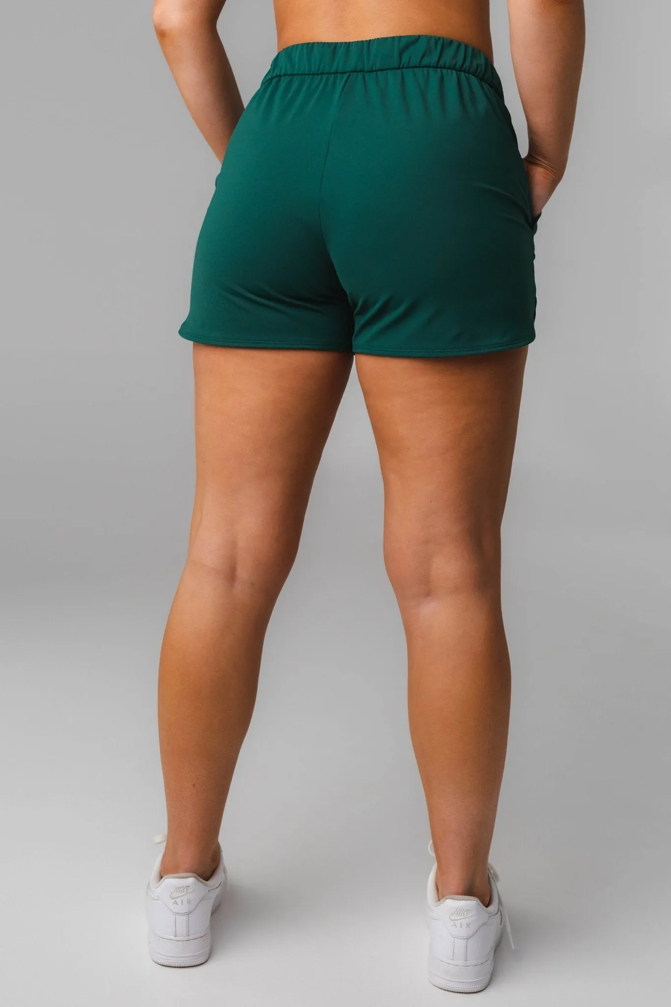 Vitality Nomad Short - Evergreen